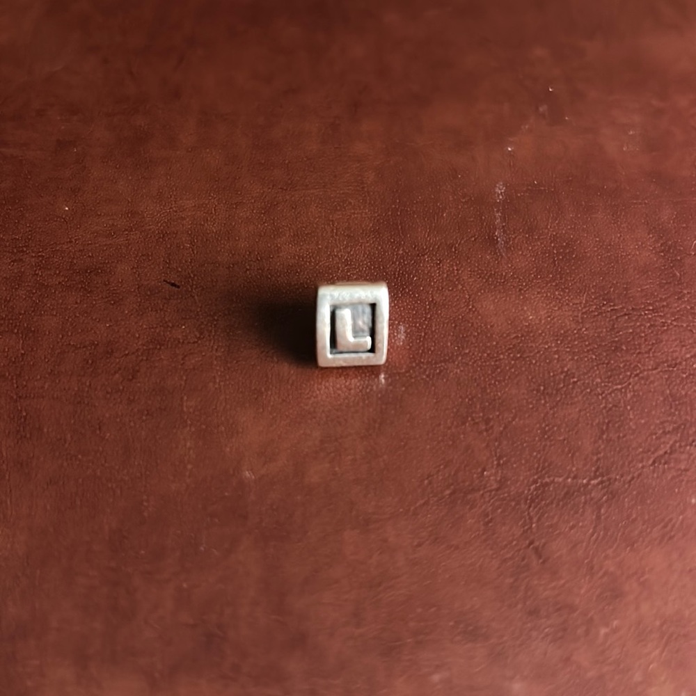 L charm